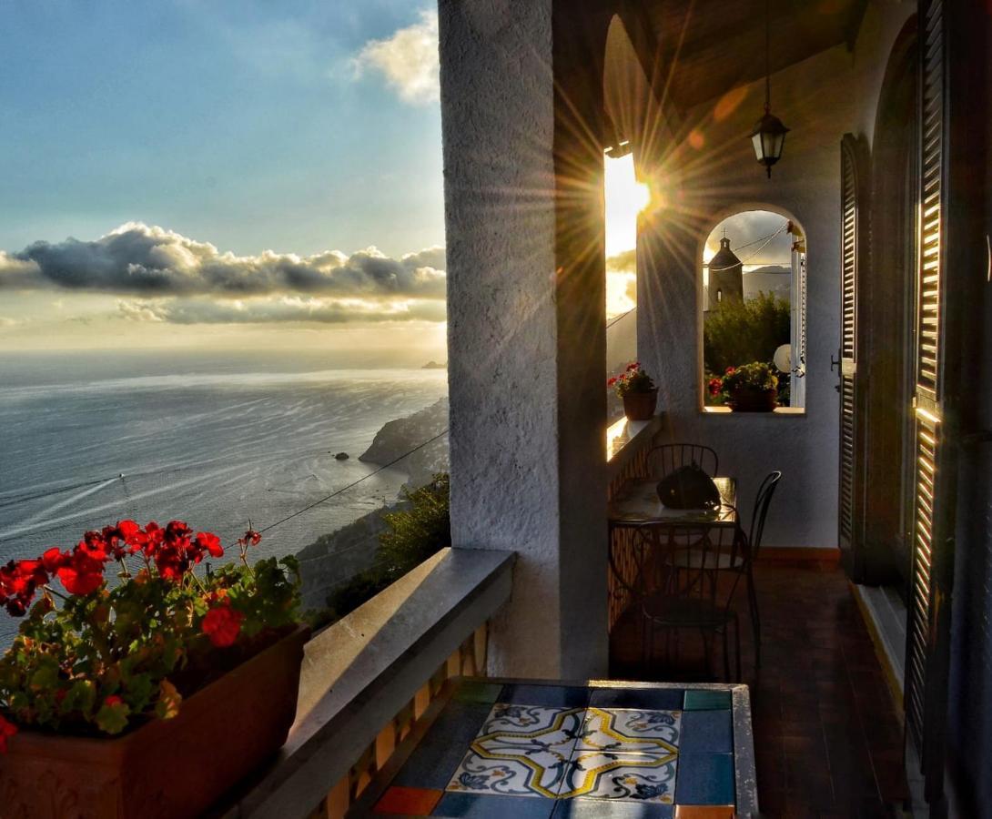 Casa Barbara Bed and Breakfast Amalfi Exteriör bild