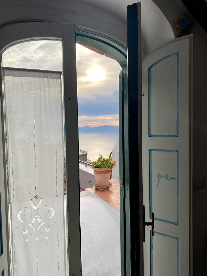 Casa Barbara Bed and Breakfast Amalfi Exteriör bild