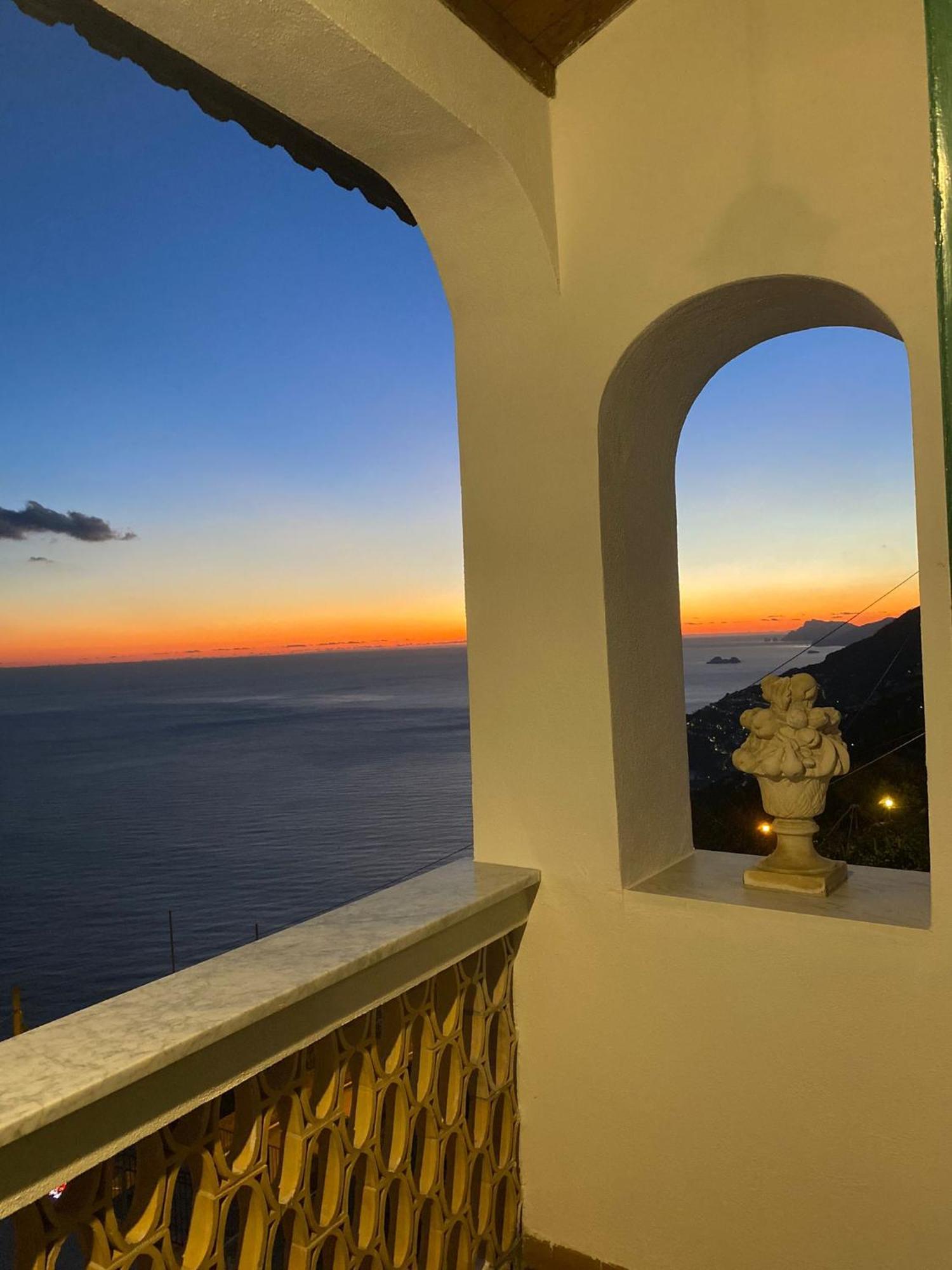 Casa Barbara Bed and Breakfast Amalfi Exteriör bild